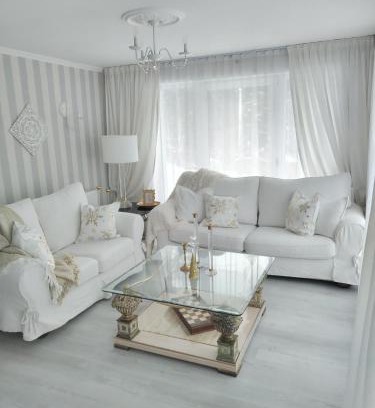 Lupeni Apartamento | Villa Monica
