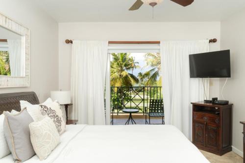 Aguacate Complejo | Villa Montaña Beach Resort