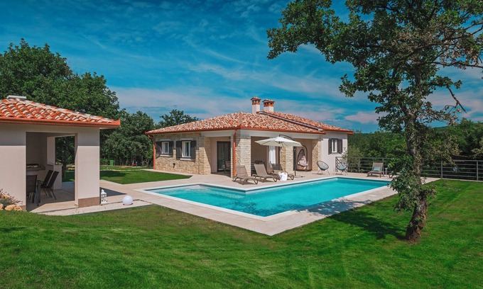 Rasa Villa | Villa Monte in Breg (Haus für 6 Personen)