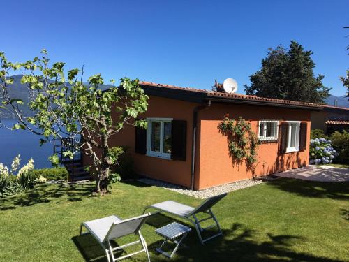 Porto Valtravaglia Villa | Villa Monte Sole