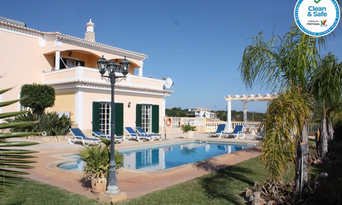 Mosqueira Casa | Villa Monte Velho