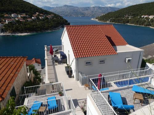 Pucisca Apartamento | Villa More