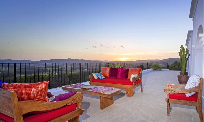 Santa Eulalia del Río Villa | Villa Morna,tranquility in ibiza