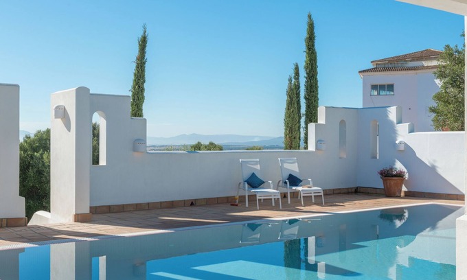 Benalup-Casas Vieja Casa | Villa 'Muscari' con piscina privada, Wi-Fi y aire acondicionado
