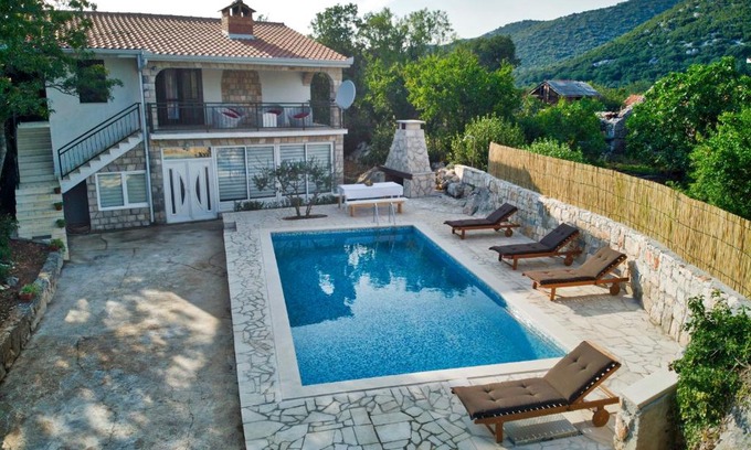 Herzegovina-Neretva Canton Casa | Villa Nada