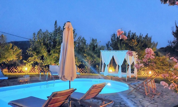 Asini Villa | Villa moderna, piscina privada, jardín, barbacoa, a / c, wifi, vistas increíbles, 5 'del mar