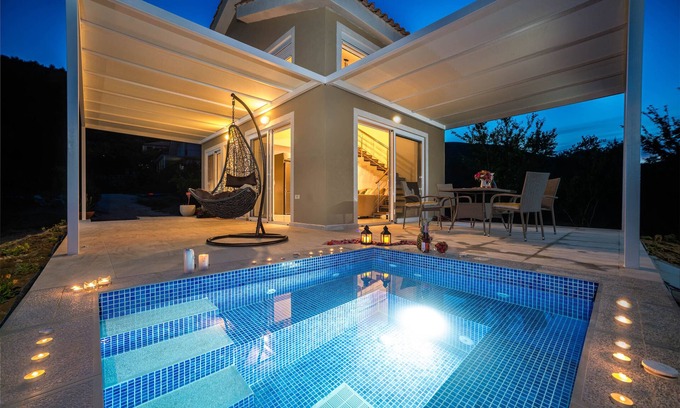 Lithakia Villa | «Villa Natura jacuzzi privado»