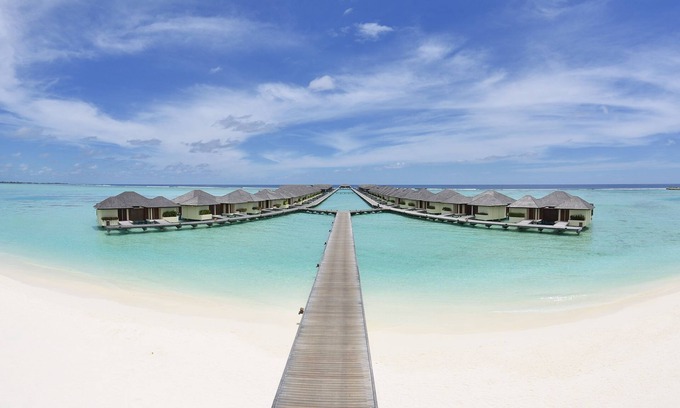 Lankanfinolhu Complejo | Villa Nautica Paradise Island Resort