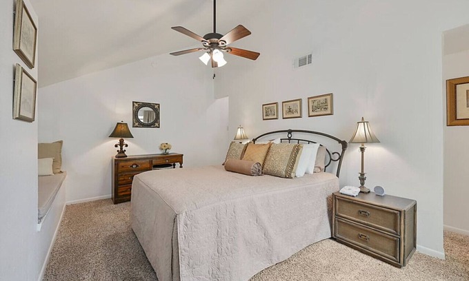 Villa West Casa | Villa Navidad ~ Aggieland Vacation Rentals