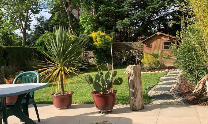 Dives-sur-Mer Villa | Villa near the sea