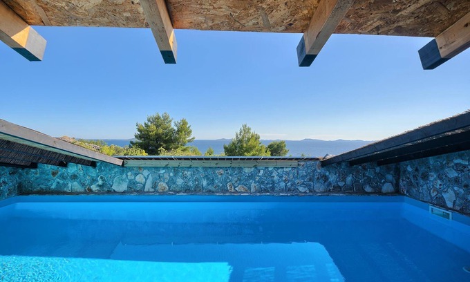 Susica Villa | Villa New Horizons with Pool IV