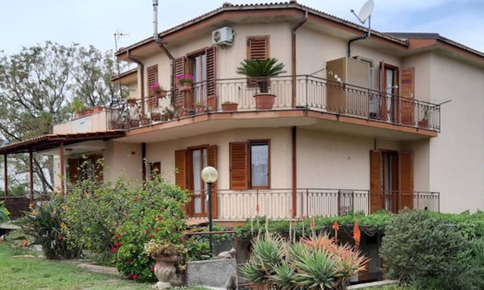 Isca Marina Apartamento | Villa Nicole Tavernetta Coral. For a relaxing holiday!