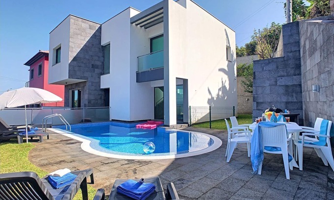 Ponta Delgada Casa | Villa North Sea - Tres Habitaciones Casa, Capacidad 6