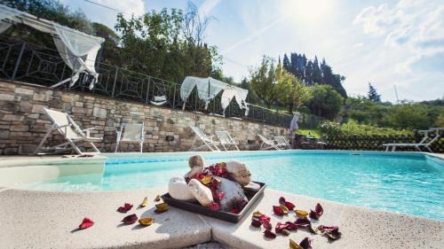 Perugia Casa | Villa Nuba, residenza di charme con terrazza panoramica privata, camino a legna,jacuzzi, ogni comfort in campagna e a solo 5 minuti dal cuore del centro storico di Perugia
