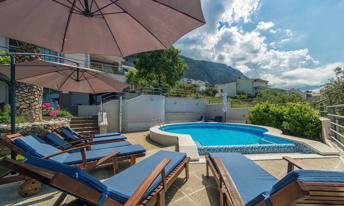 Moca Villa | Villa Nugal - 5 bedroom villa