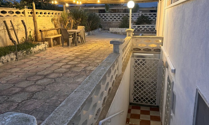 Torre Colimena Apartamento | Villa Odetta - app. Amphora an oasis in the Salento sea between two nature reserves