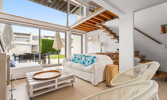 Caixas Casa | Villa Oliveira Beach House