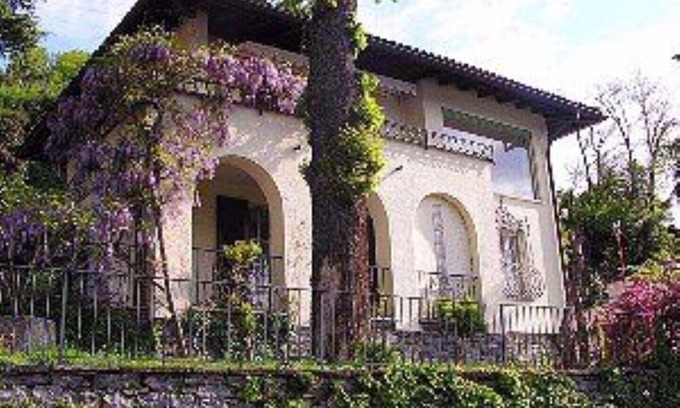 Ronco sopra Ascona Villa | Villa en una colina con magníficas vistas del lago Maggiore