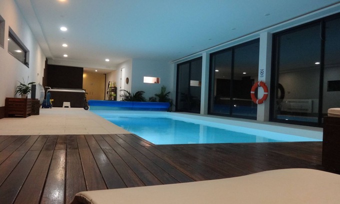 Vila do Conde Casa | VILLA EN LA PLAYA CON PISCINA CLIMATIZADA, INTERIOR Y JACUZZI