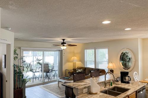 St. James Apartamento | Villa On The Green - Mini Suite