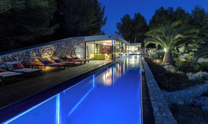 Bandol Villa | Villa On The Rocks Bandol / Rudy Ricciotti/