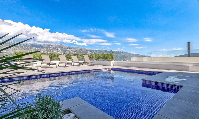 Vinjerac Villa | Villa One Villa with pool, sea view and balcony - Villa One