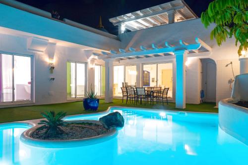 Geafond Villa | Villa Opale