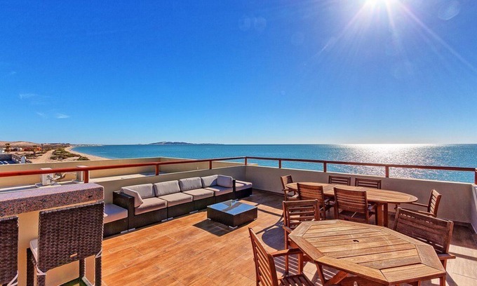 La Choya Complejo | villa, or condo)Nearby attractions (such as beaches or parks)