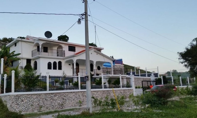 Les Cayes Casa | Villa Orphee