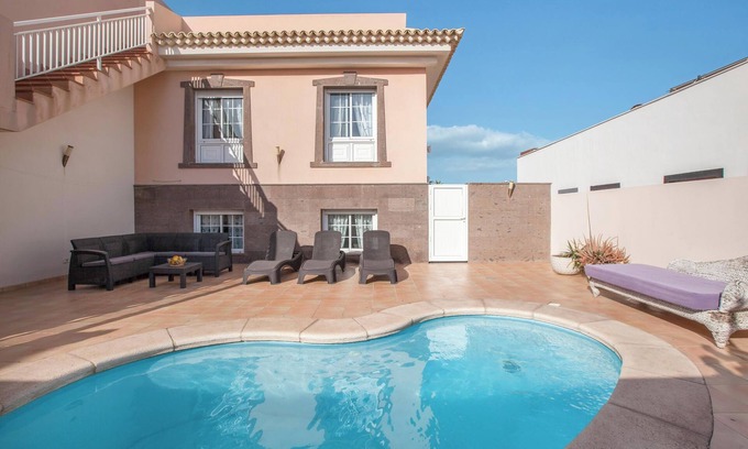 Arenas del Mar Villa | Villa "Orquídea" con vistas al mar, piscina, jardín y Wi-Fi