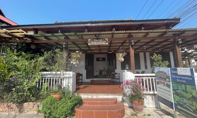 Luang Prabang Hotel | Villa Ouis NamKhan Riverside
