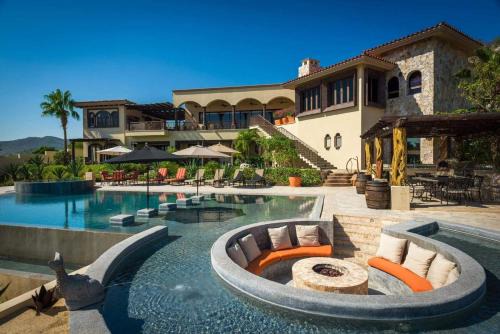 Pedregal Villa | Villa Pacific West