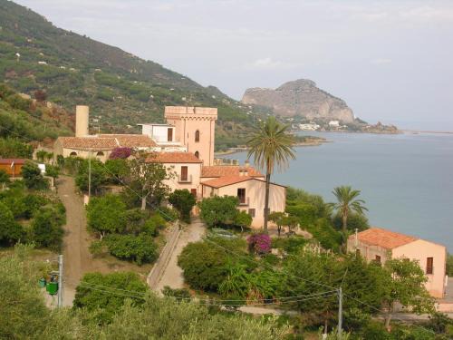 Cefalu Apartamento | Villa Palamara 1868-Toweronthesea