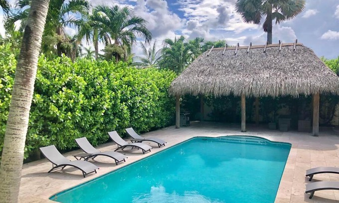 Hollywood Lakes Casa | Villa Palma-Hollywood Beach-Private Pool & Beachwalk!