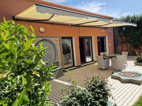 Dkhissa Casa | Villa Palmengarten Meknès bei Fes
