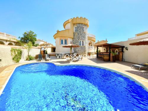 Quesada Villa | Villa Palmera Ciudad Quesada by Villas&You
