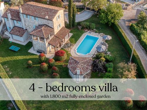 Rapavel Villa | Villa Paolina with hot tub