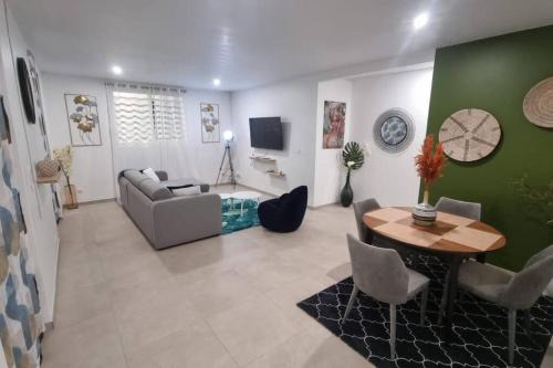 Cayenne Apartamento | Villa Paradise