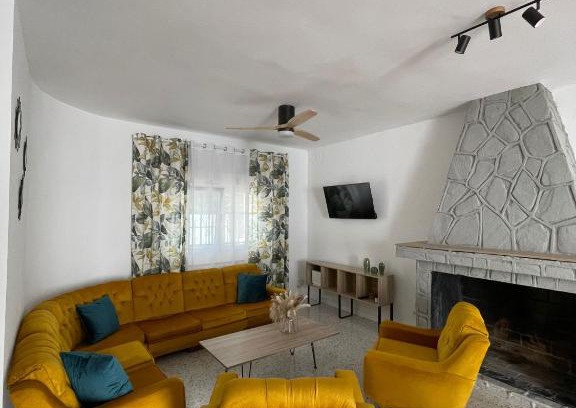 Cazalegas Casa | Villa Paraiso