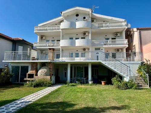 Ulcinj Apartamento | Villa Paris