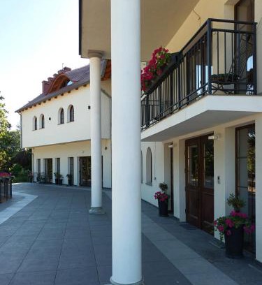 Strzelin Cama Y Desayuno | Villa Parkova Strzelin