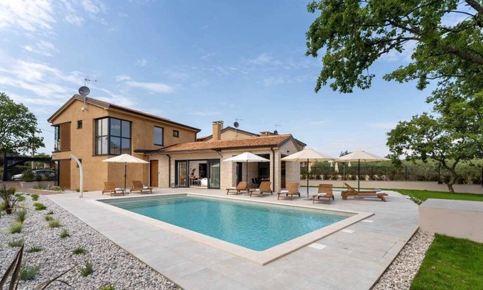 Kadumi Casa | Villa Pedena with pool and whirlpool, Kadumi