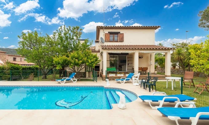 Calonge Villa | Villa "Pelach" con piscina y Wi-Fi