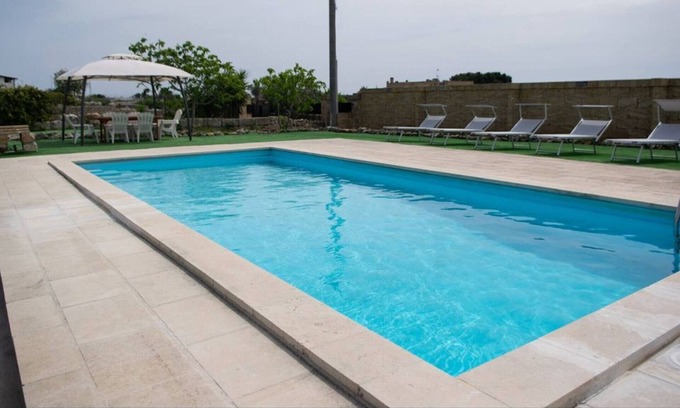 Diso Villa | [Villa Perilli] Estancia de Lujo con Piscina Privada
