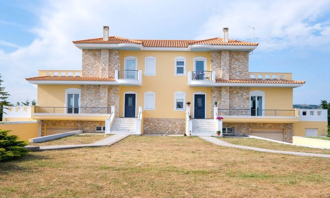 Varnavas Casa | Villa Petalo at Varnavas