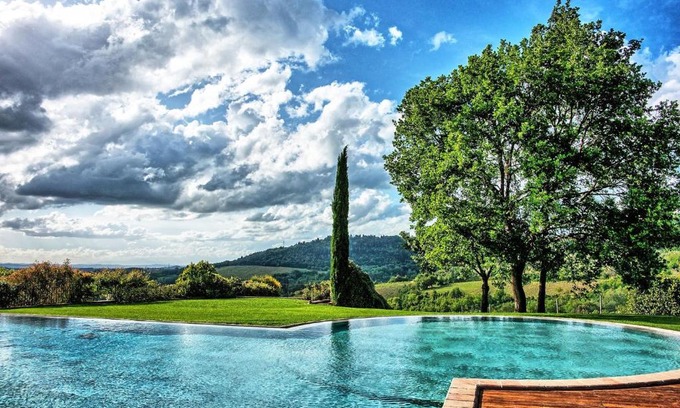Petrognano Villa | Villa Petrognano by PosarelliVillas