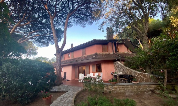 Punta Ala Casa | Villa Picci en el bosque de pinos a pocos metros del mar.