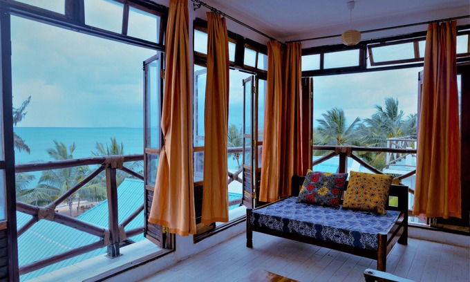Fukuchani Apartamento | Villa Pili - 6 Bedrooms & 6 Bathrooms Oceanview