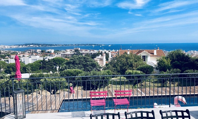 Golfe Juan Villa | Villa Pinson Cannes con impresionantes vistas sobre Cap d'Antibes