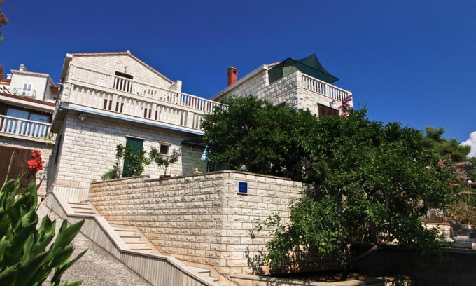 Sumartin Casa | Villa Pinus